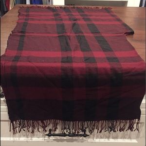 Women’s designer Burberry Scarf